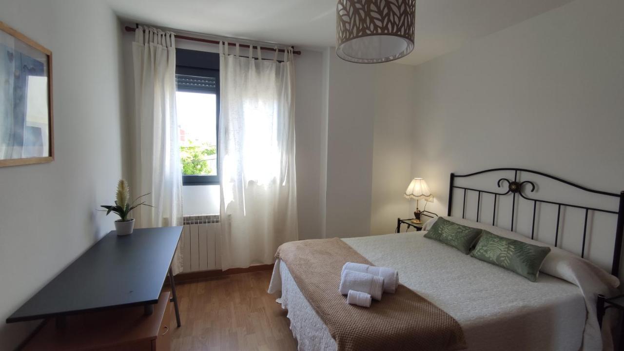 Apartamento La Emisora Ponferrada Bilik gambar